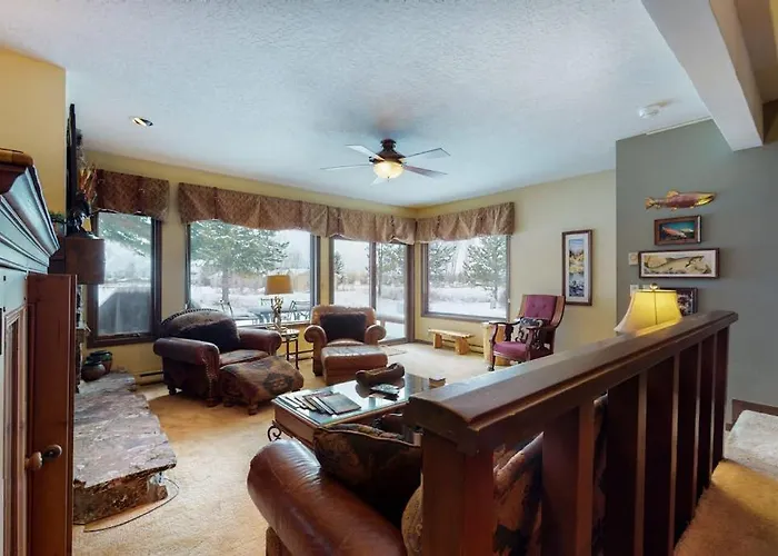 Granite A Apartment *